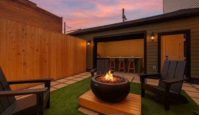 Ultimate Stay | Hot Tub, Fire Pit & Game Room