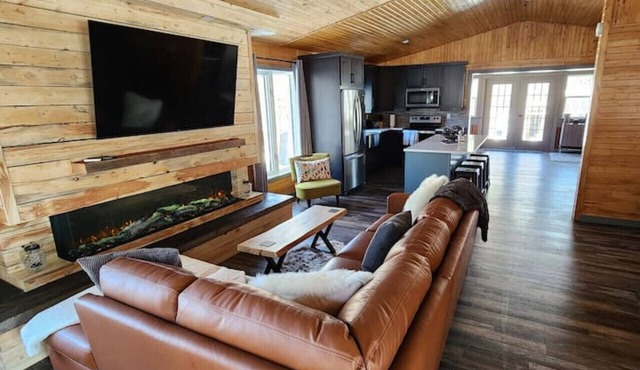 Ultimate vacation lodge