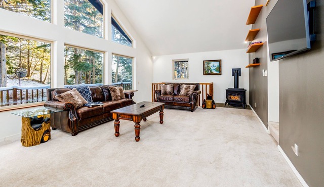 Ultimate vacation retreat w/ fireplace, gas grill, large yard, & firepit