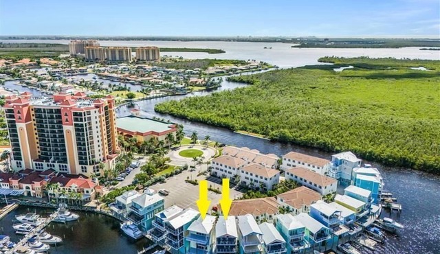 Ultimate Waterfront! Double Villas, Double Views & Endless Sunshine - Funky Fish Fortress - Roelens