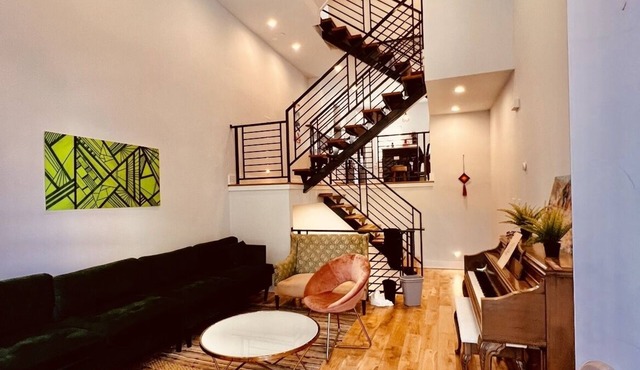 Ultra cool modern 5 story home w/stunning roof deck view!