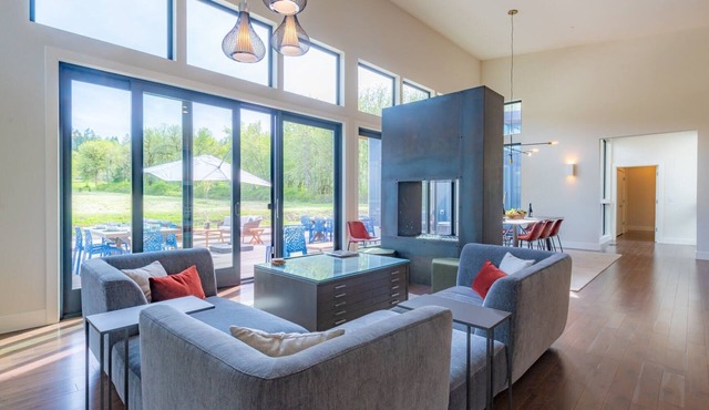 Ultra Luxurious Green Acres of Hidden Hills!