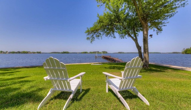 Ultra Modern Lake Murray Villa | Magnificent Views