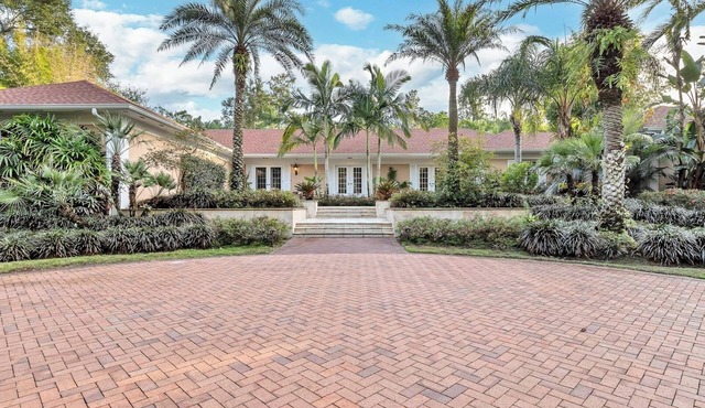 Ultra Private Central Florida Luxury Home with Pool