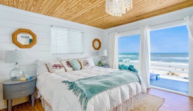 ☀️ULTRA Private Beachfront Escape, 11 Steps to Sand 🐚 Rare Find🐬BIG LOT🌴Long STAY