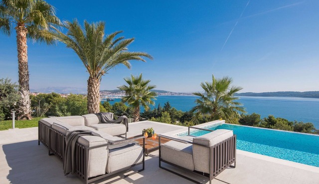 Ultraluxury Villa Elyzeum with Heated Pool