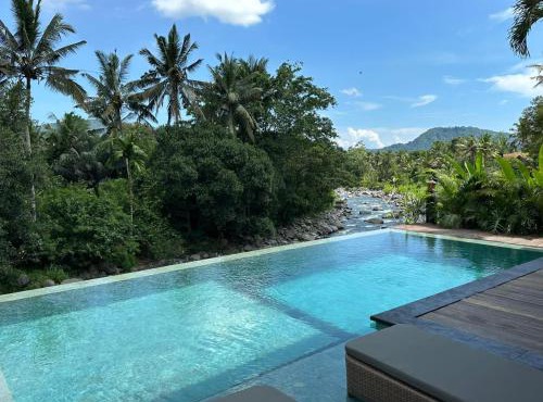 Uma Swari Suites Villa Sidemen
