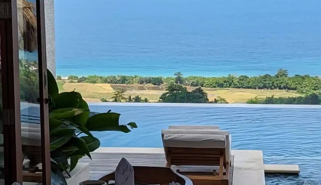 Umarato Villa Sumba - 4 Bedroom Private Villa with Infinity Pool