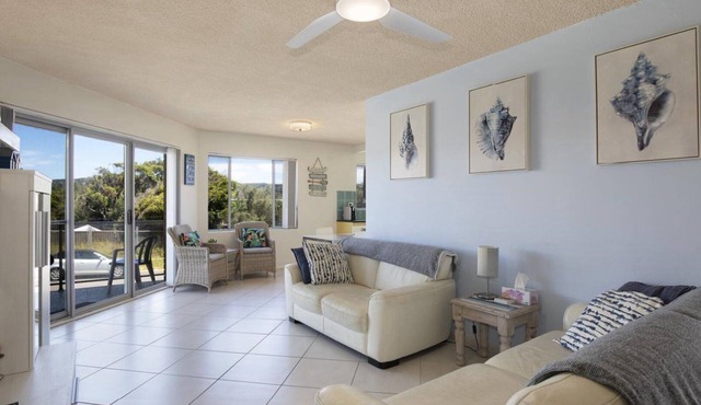 UMINA BEACH OCEAN VIEW - WATERFRONT UMINA BEACH