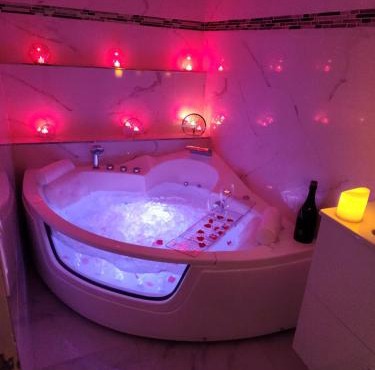 Un été sans fin - 3 chambres- 3 lits - balnéo