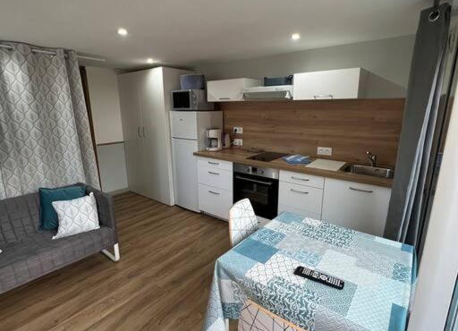 Un air de détente Charmant studio indépendant avec courette