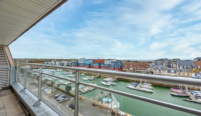 Un Balcon sur le Port - Place de parking