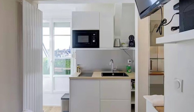 Un balcon sur la ville, Mini studio in the heart of the city: banks of the Loire/Tram/Fac