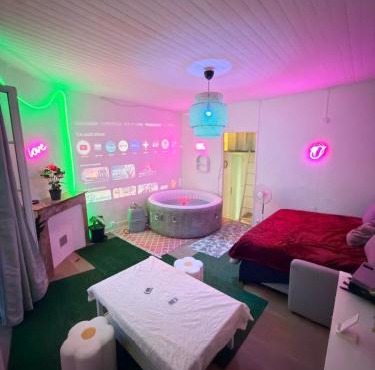 Un Jacuzzi dans le centre