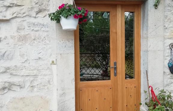 Un nid entre vignes et pierres "Pic St Loup" Claret