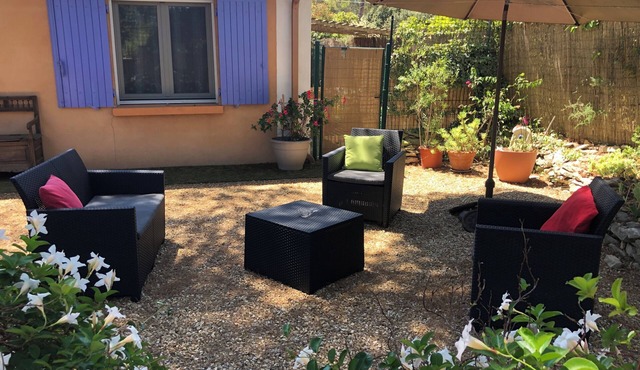 Un petit coin de paradis dans la garigue Nîmoise 2 pers.