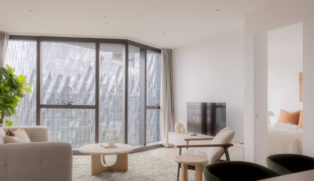 Una Mas Apartment, Melbourne Imel