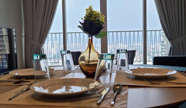 Una Residence By Maya