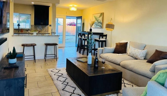 Unbeatable location! Central to all of Scottsdale!
