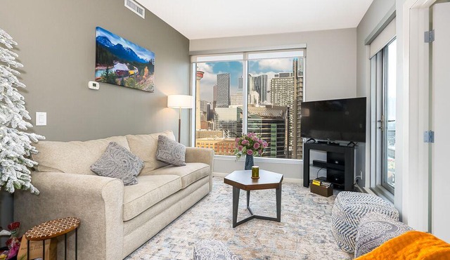 Unbeatable view, walk to BMO, Stampede, FREE Underground parking