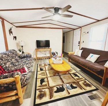 Uncle Bill's Lodge & Soccer Pool Showdown