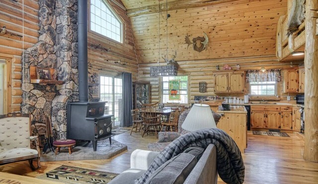 Uncle Terry’s Cabin Near Heise & Kelly Canyon