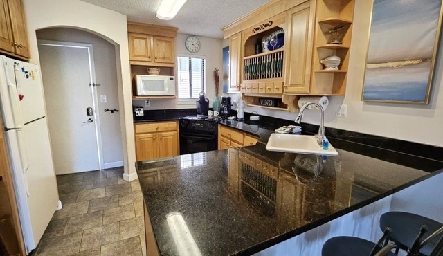 'Under the Hilton Head Sun' 4321 Hilton Head Resort CLEANING INCLUDED