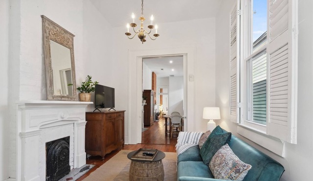Under The Oaks 1 - NOLA 2BR/1BA