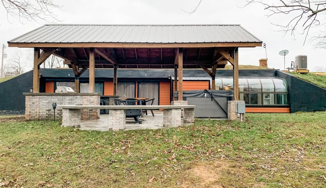 Underground Earth Home in Hocking Hills, Ohio w/Hot Tub. Pet-Friendly!