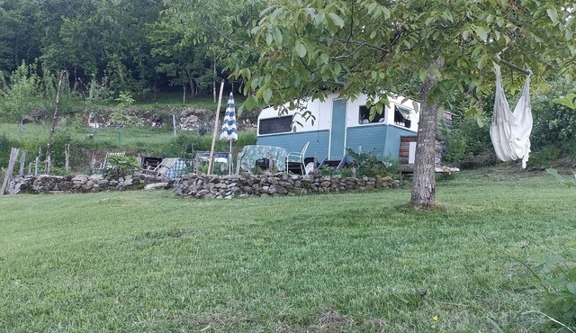 Une Caravane Cosy en Pleine Nature Avec vue Dégagée
