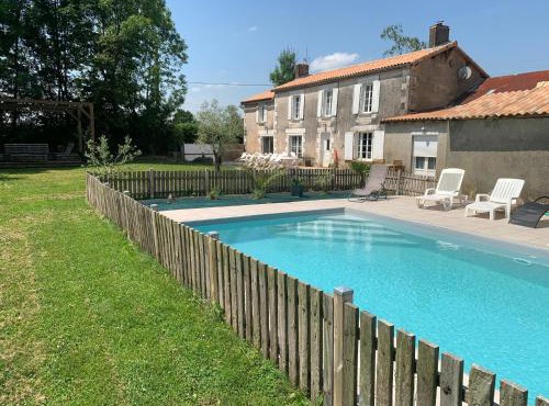 Une chambre au calme en Gâtine Deux-Sévrienne