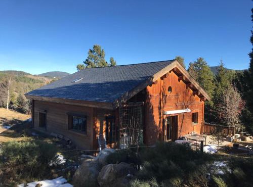 Une chambre d'hôtes au coeur du chalet Mitja, calme et bien être assurés