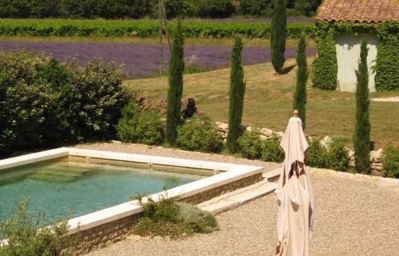 Une chapelle en soie