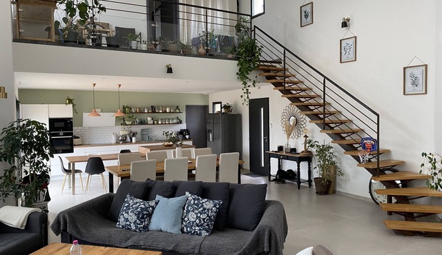 Une villa moderne à la campagne