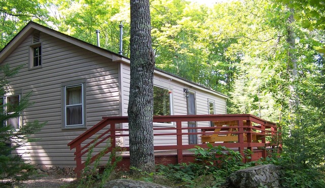 Unforgettable "Fishing Paradise" Cottage at LVD Lake