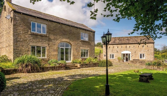 Unforgettable Group Getaway in the Yorkshire Dales