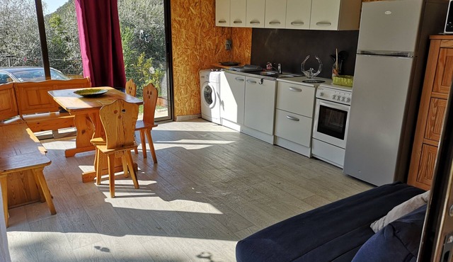 UNFORGETTABLE VACATIONS BETWEEN SEA AND MOUNTAINS