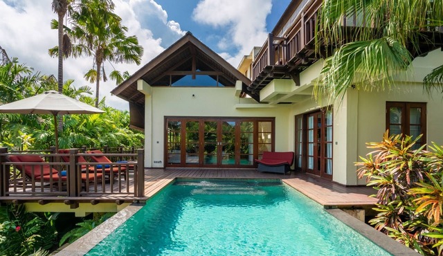 Ungasan Beach Villa Cantik