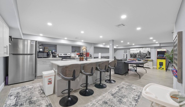 Union Oasis: Hot Tub, Grill, Gym, Games, Massage chair, EWR 10min, NYC 30 min