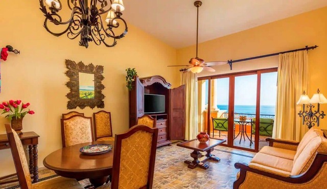 Unique 1BR Suite in Cabo San Lucas