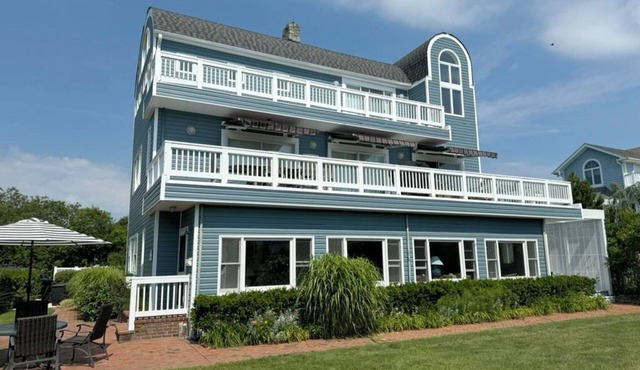 Unique 6 Bedroom Beach-Block Jersey Shore House w/pool & hot tub