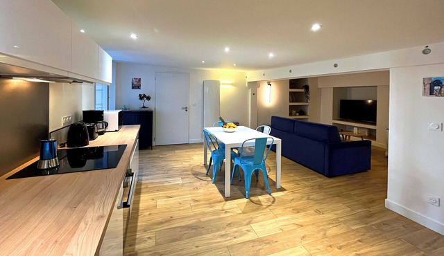 "Unique Accommodation: Exceptional Place in the Heart of the City Center."