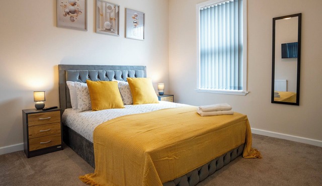 Unique and cozy Home. 2 minutes walk to Liverpool stadium and Stanley Park.