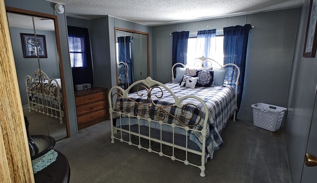 Unique and Delightful 2-bedroom home in Tioga with scenic views