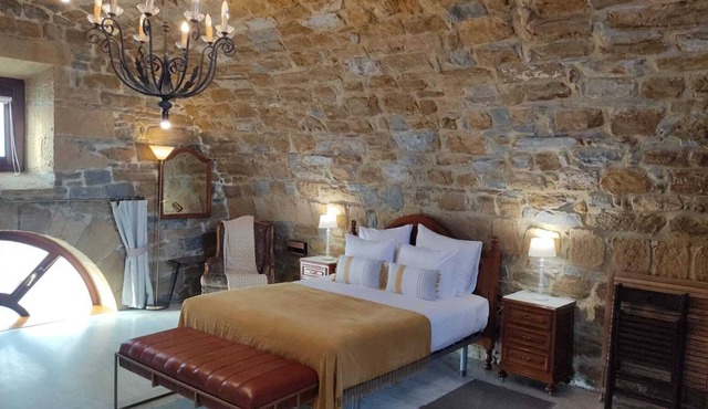 Unique apartment old town of Getaria KABIAN