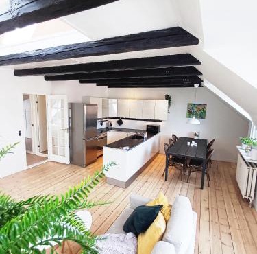 Unique apartment on pedestrian street Randers