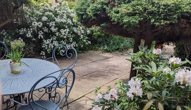 Unique Barn Conversion in Courtyard Setting with allocated parking space.