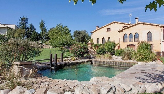 Unique, Beautiful Holiday Villa in Catalonia