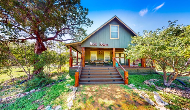 Unique 'Book House' with WiFi & Forest Views on 8 Acres - Near Downtown Austin
