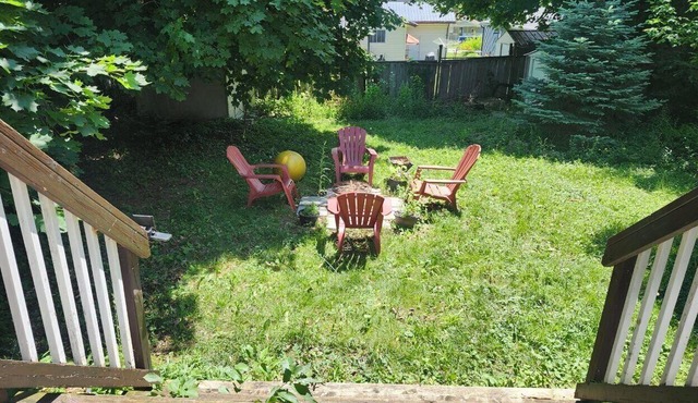 unique bungalow in a friendly neighborhood